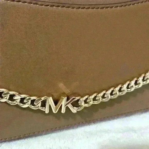 NWT Michael Kors Jet Set bag - Picture 9 of 9